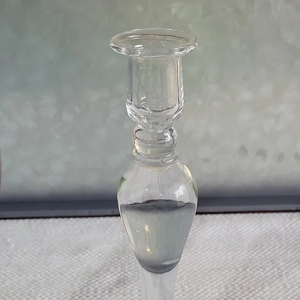 Beautiful vintage heavy glass candlesticks 10